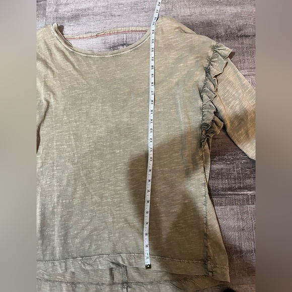PILCRO BY ANTHROPOLOGIE Ruffle Open Back Long Sleeve Tee - Moss - Picture 8 of 9